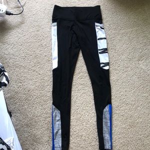 Pink VS ultimate leggings